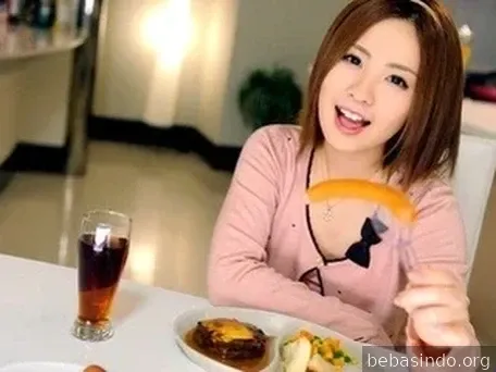 Mau makan nasi atau "makan" Saya?